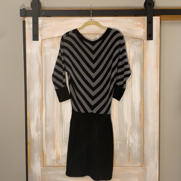 LOFT Sweater Dress - Picture 4 of 4